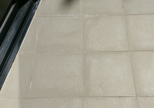 perth_strata_cleaning_high_pressure_hot_water_courtyard_paving_03_after tile grout commercial clean